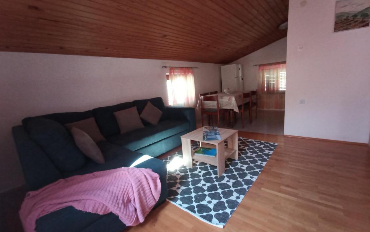 Apartments Katarina โนวีวีโนดอลสกี ภายนอก รูปภาพ