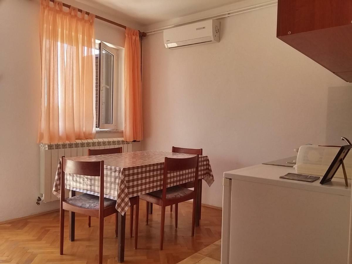 Apartments Katarina โนวีวีโนดอลสกี ภายนอก รูปภาพ
